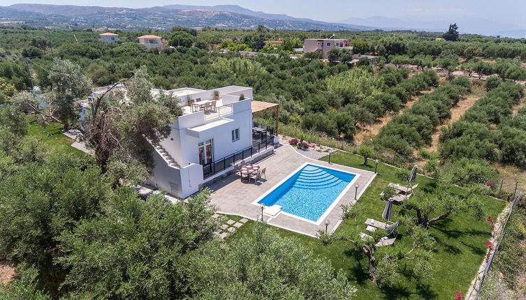 Photo 1 - Villa Guinevere-with Private Pool