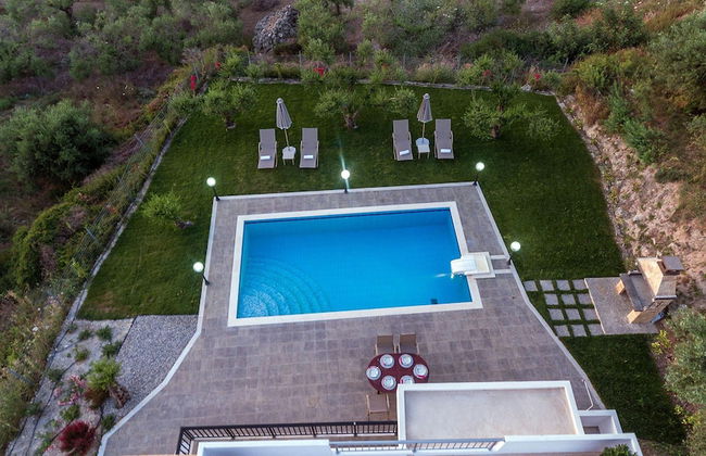 Villa Guinevere-with Private Pool - Foto 35