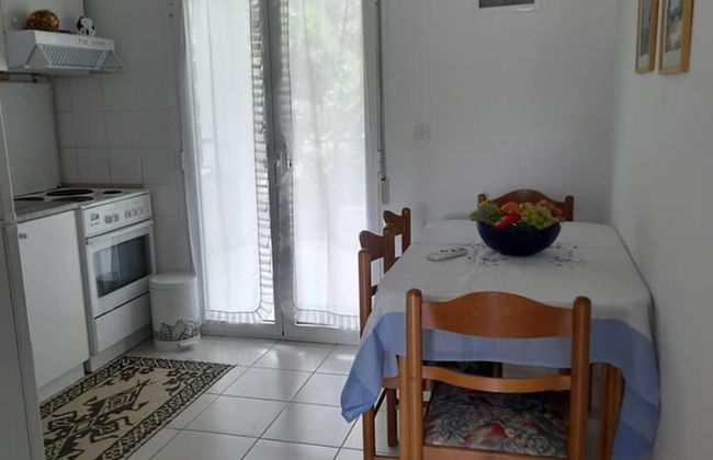 Impeccable 2-bed House in - Foto 18