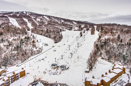 Photo 12 - Inviting Ski-in Ski-out Condo at Okemo Mtn Resort