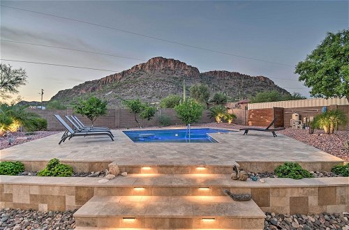 Foto 23 - Luxe Phoenix Home: Desert Butte View & Heated Pool