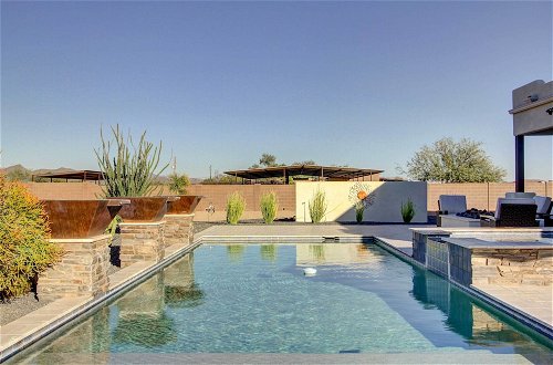Foto 29 - Oasis-like Phoenix Home w/ Private Outdoor Pool
