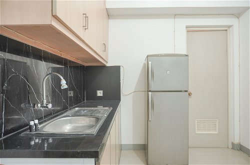Foto 17 - Best Deal And Cozy 2Br Puri Garden Apartment