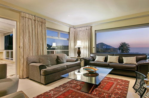 Photo 10 - Merridew Villa - Camps Bay