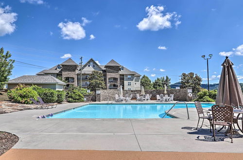 Photo 29 - Modern Family Condo With Pano Lake Views & Pool