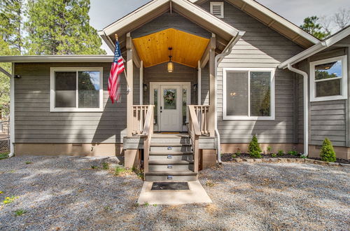 Photo 33 - Spacious Lakeside Vacation Rental w/ Fire Pit