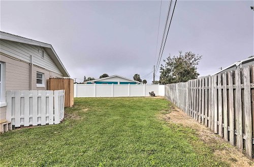 Photo 14 - Bright Bungalow With Porch: Walk to Ormond Beach