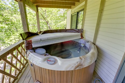 Photo 37 - Osage Beach Vacation Rental w/ Private Hot Tub
