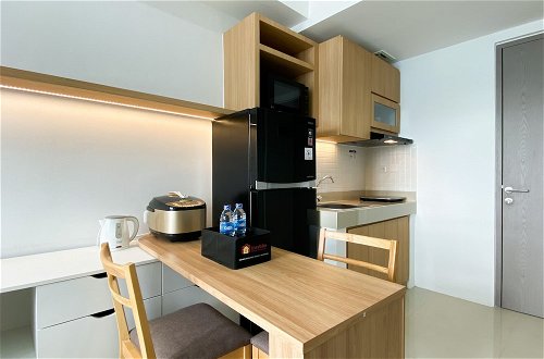 Photo 11 - Best Homey 1Br At Vasanta Innopark Apartment