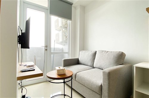 Photo 10 - Best Homey 1Br At Vasanta Innopark Apartment