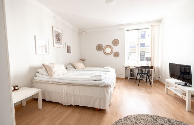 2ndhomes Bright and Cozy Studio - Photo 1