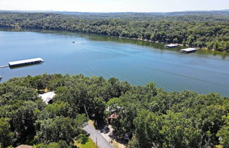 Photo 2 - Home w/ Large Deck on Table Rock Lake