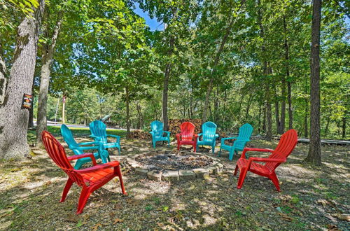 Photo 12 - Home w/ Large Deck on Table Rock Lake