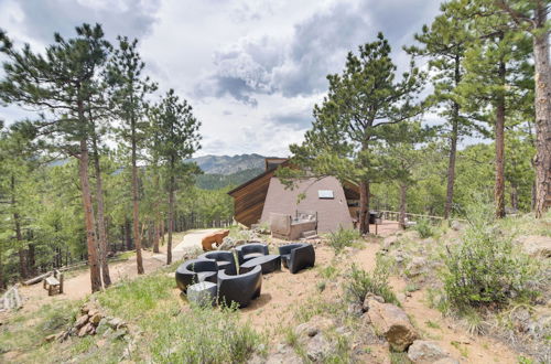 Photo 36 - Luxe Boulder 'barrett House' on Mtn Peak W/hot Tub