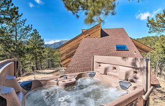 Photo 3 - Luxe Boulder 'barrett House' on Mtn Peak W/hot Tub