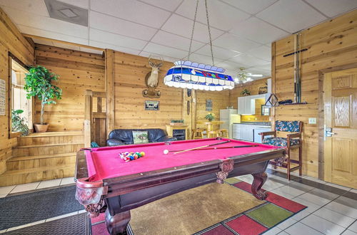 Photo 7 - Spacious Cabin on Dale Hollow Lake W/hot Tub