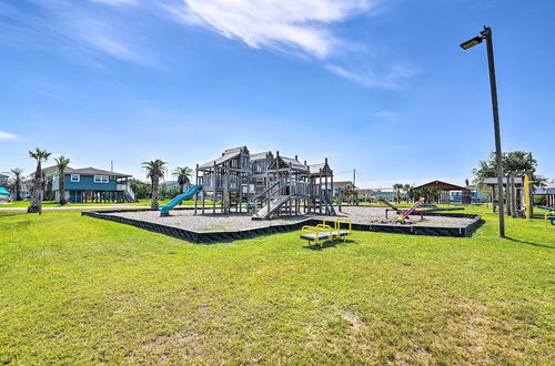 Photo 42 - Family-friendly Galveston Home: Walk to Beach