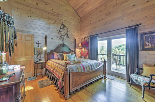 Photo 3 - Dream Catcher: Luxe Cabin w/ Large Deck + Mtn View