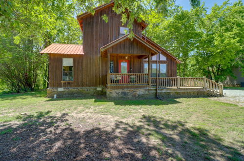 Photo 9 - Roomy Riverfront 'trout Valley Cabin' w/ Porch