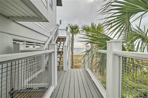 Photo 19 - Luxe Beachfront Windmark Cottage w/ Deck