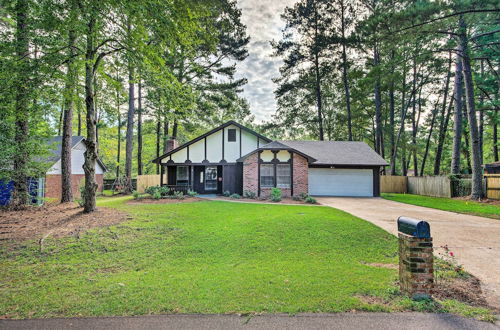 Photo 12 - Charming Brandon Home w/ Deck, Charcoal Grill