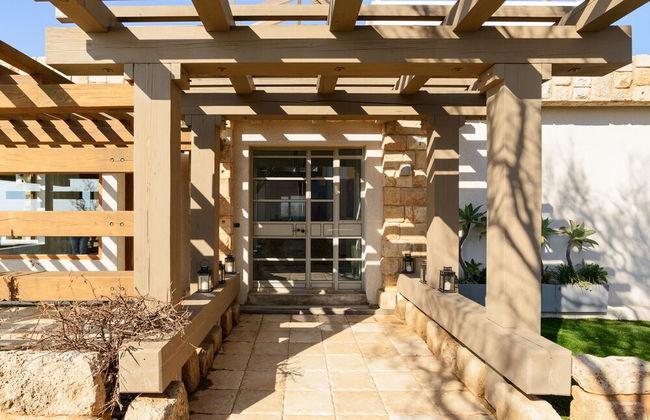 Luxury Villa over the Cliffs by FeelHome - Foto 40