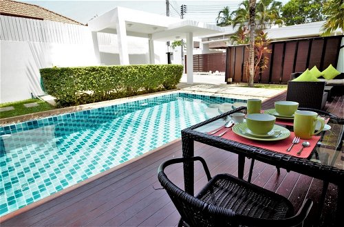 Photo 7 - AR Private Pool Villa High Speed Wi-fi Cable TV