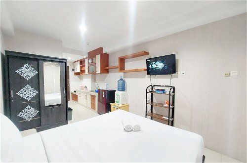 Photo 5 - Best Deal And Comfortable Studio Apartment Skyview Medan Near Campus