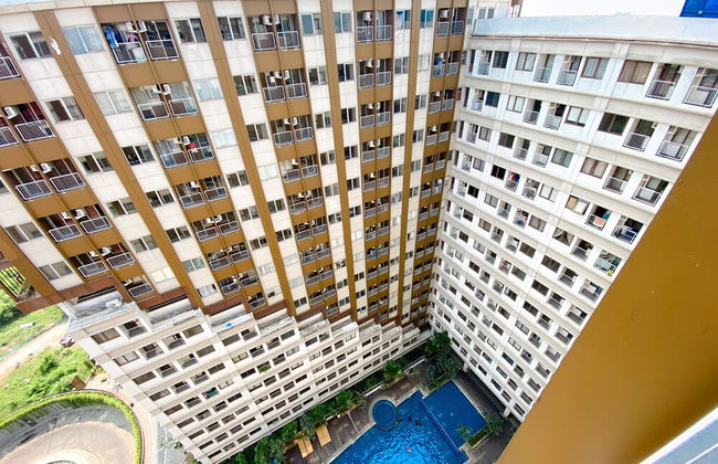 Homey and Simply Look Studio LRT City Jatibening Apartment - Photo 24