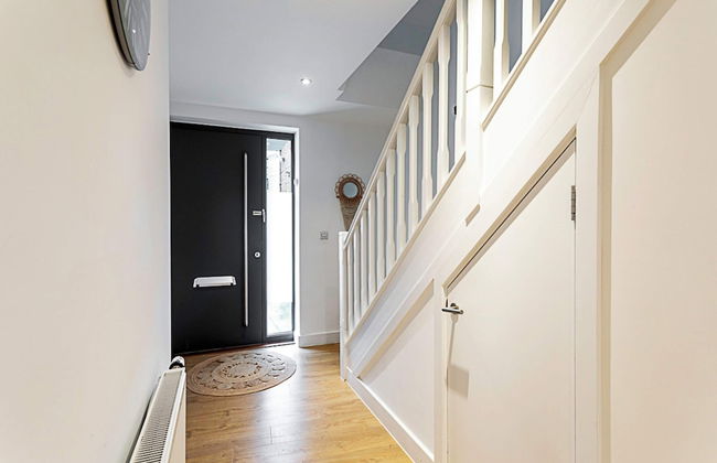 Quiet and Spacious Four Bedroom House - Foto 34