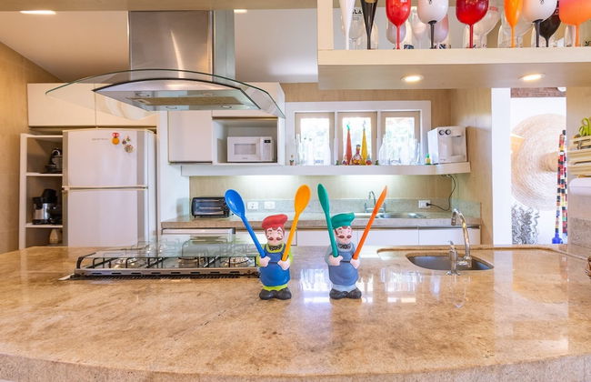 Excelente casa com piscina Armação - Foto 13