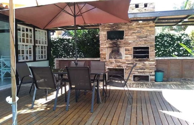 Excelente casa com piscina Armação - Foto 38