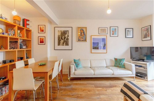 Foto 12 - Cosy & Calm 2BD Flat With Garden - Holloway