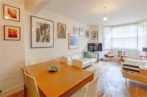 Foto 19 - Cosy & Calm 2BD Flat With Garden - Holloway