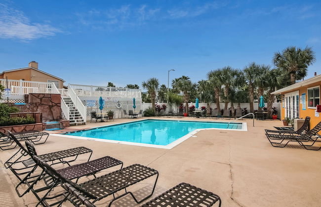 Palms at Cove View 806 - Bougie Beach Bungalow - Photo 3