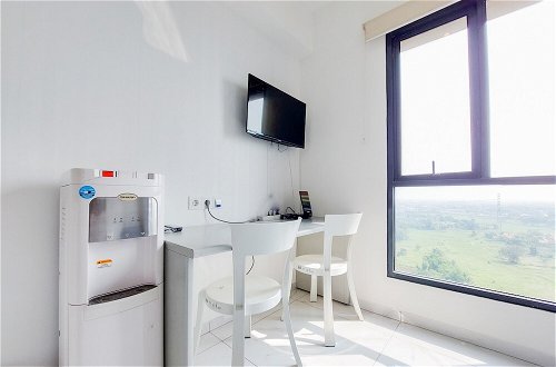Photo 11 - Comfort Stay And Cozy Studio Sky House Alam Sutera Apartment