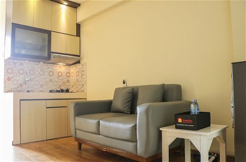 Photo 10 - Best Strategic 2Br Apartment At Green Palm Residence