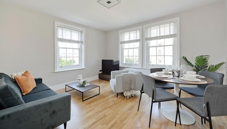 Photo 1 - Fabulous Three Bedroom Flat Near Marylebone by Underthedoormat