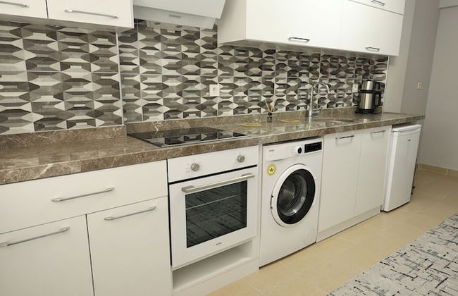 Golden Homes Luxury Suites - Photo 15