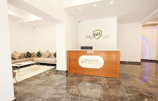 Photo 2 - Golden Homes Luxury Suites