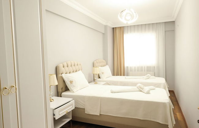 Golden Homes Luxury Suites - Photo 8