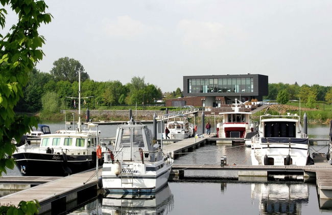 House With Garden, in Water-rich Area - Foto 23