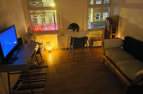 Photo 20 - Very Lovely and Central 1-bed Apartment in London
