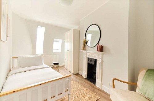 Photo 8 - The Fulham Escape - Alluring 5BDR Flat