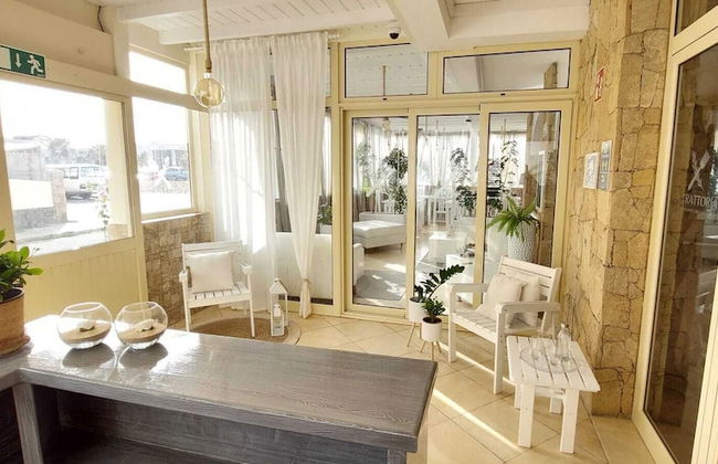 Branco Suites - Photo 2