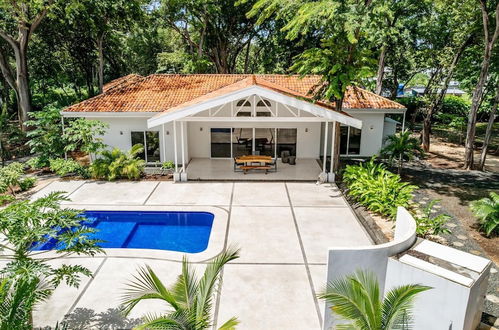 Photo 30 - House and Apartment With Private Pool - Walk to Beach