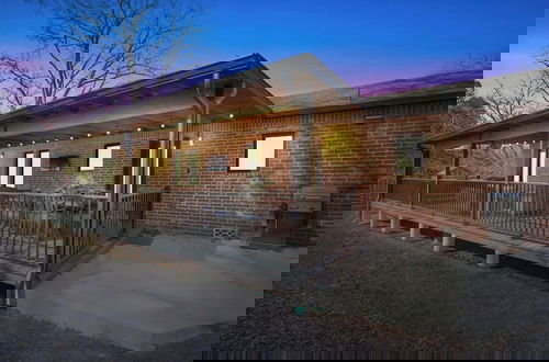 Foto 22 - Alcove: Steps to Main St.-high End Home W/hot-tub!