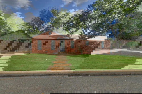 Foto 28 - Alcove: Steps to Main St.-high End Home W/hot-tub!