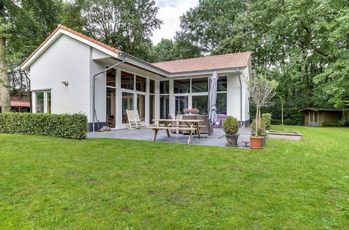 Photo 49 - Country House With Fireplace at Bedafse Bergen