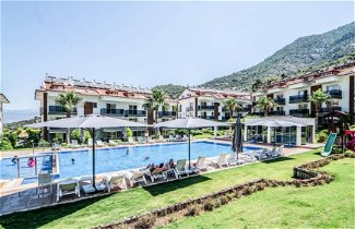 Foto 2 - Vacation Residence w Balcony Pool in Fethiye